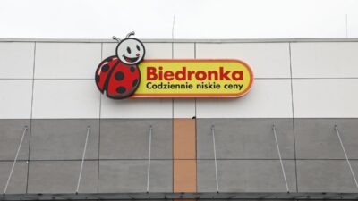 Biedronka dan noel paketleri calisanlar birkac yuz zlotilik ekipman aldi 26784