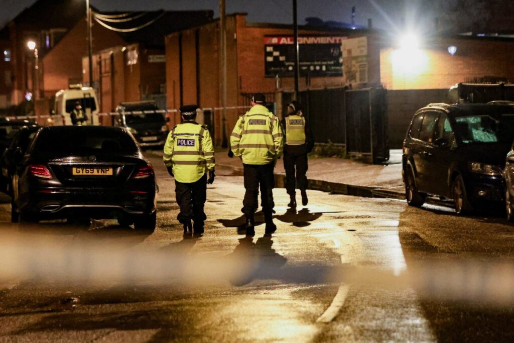 birlesik krallik ta 200 ev tahliye edildi i ki polonyali gozaltina alindi 27820