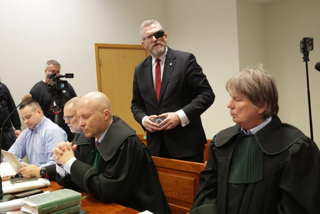 braun h kimi disarida birakmak icin bir dilekce verdi birdenbire avrupa ictihadina basvuruyor 28442