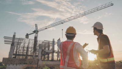 Cba aralarinda bolge yapi mufettisligi nde gorevli uc kamu gorevlisinin de bulundugu sekiz kisiyi gozaltina aldi terorle mucadele ekipleri is basinda 28454