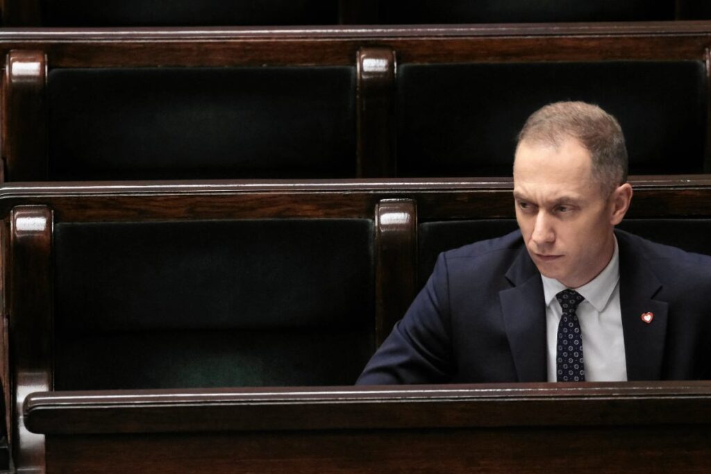 cenckiewicz hakkinda soru soruldugunda tomczyk sozlerini sakinmadi ulusal palyaco ofisi 29908