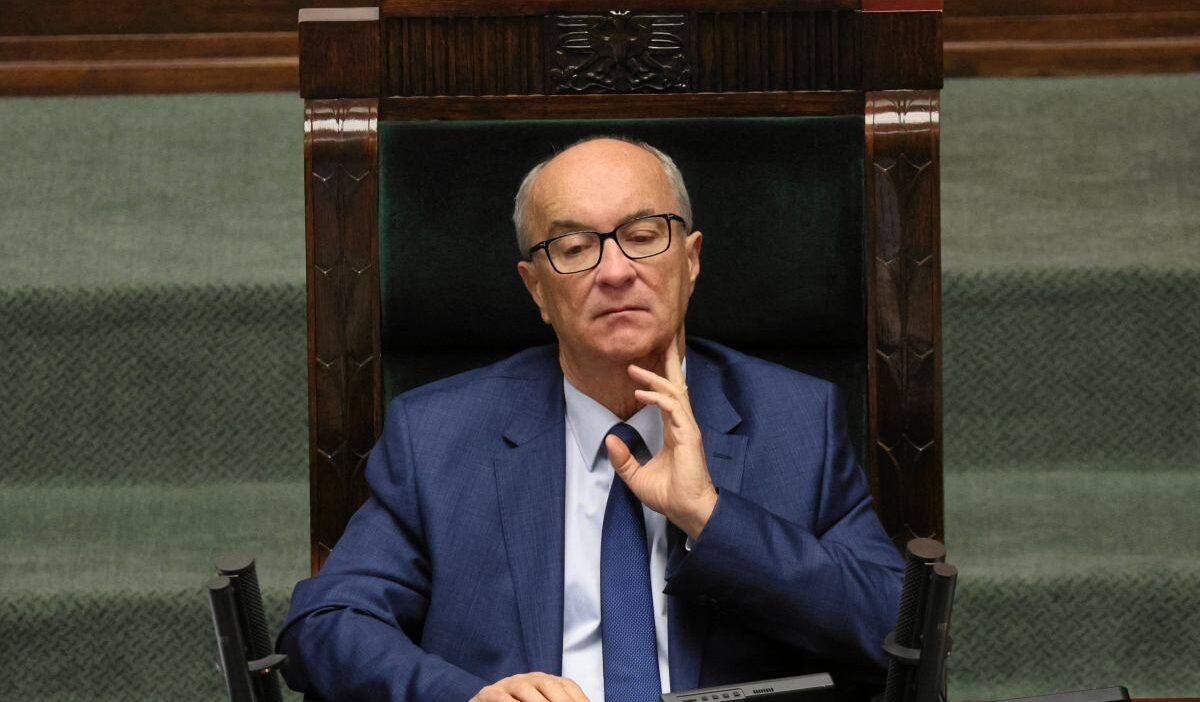 Czarzasty nawrocki'nin listesine tepki gösterdi. "bu paniğin nereden kaynaklandığını bilmiyorum". 1 Czarzasty nawrocki nin listesine tepki gosterdi bu panigin nereden kaynaklandigini bilmiyorum 27047