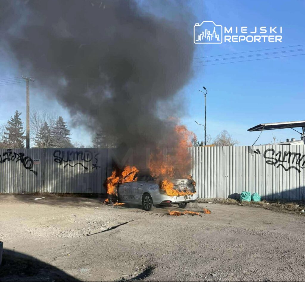 dk7 de taksi yangini yangin hurda metal toplama alanina sicramistir yangin sondurme calismalari devam ediyor buyuk zorluklar 32343