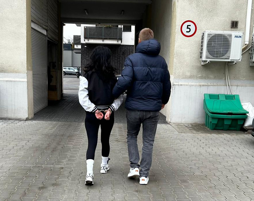 Dolandiriciliktan tutuklama bu kez kazaya neden olan bir akrabasi icin kefalet yontemi 30842