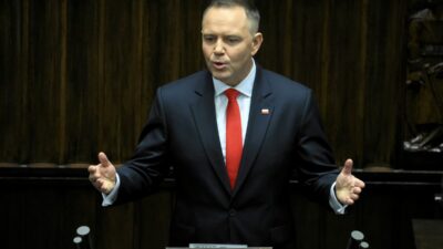 Duda nin eski sozcusu nawrocki hakkinda bircok insan hatta hukuk ve adalet partisi nin kendisi bile buna guldu 32490