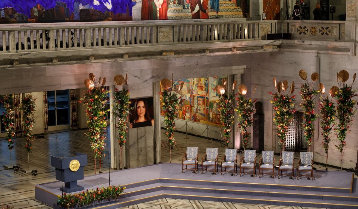 Dunya oslo ya bakiyor nereden geldikleri belli degil 28925