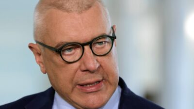 Giertych cumhurbaskanligi bakani ile ilgili olarak dilini isirmadi bu soytari hoduk ve ahmak 30720