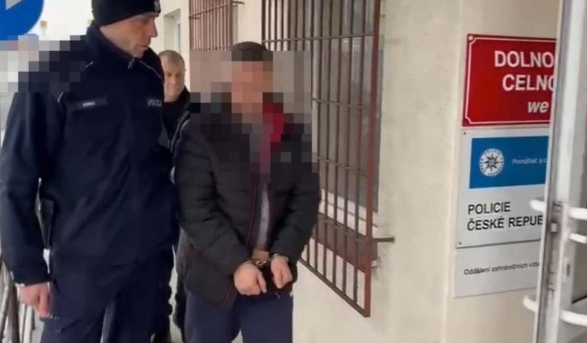 Gizli dosyalar in 10 yil onceki bir cinayet davasindaki basarisi cek cumhuriyeti nde bir ukraynali tutuklandi 30061