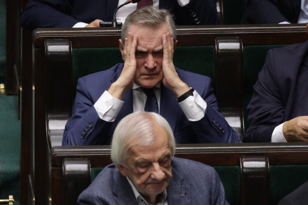 glinski ve saatte 350 km hizla giden trenler i nsanlar binmeye korkacak 30739