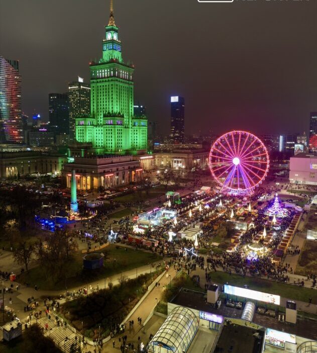 Guclendirilmis guvenlik ve emniyet bariyerleri ile kultur ve bilim sarayi nda varsova fuari 30910