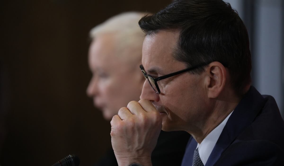 Hukuk ve adalet partisi nde iki noel arifesi partisi duzenlenecek morawiecki ikincisine davet ediyor baskanlik icin rekabet ediyor 29948