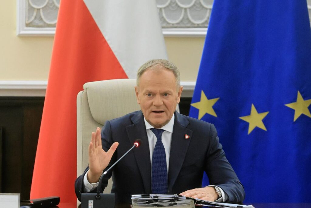 hukumet agirligini kripto para birimlerinin arkasina koymak istiyor tusk nawrocki ye dondu lutfen rahatsiz etmeyin 28714