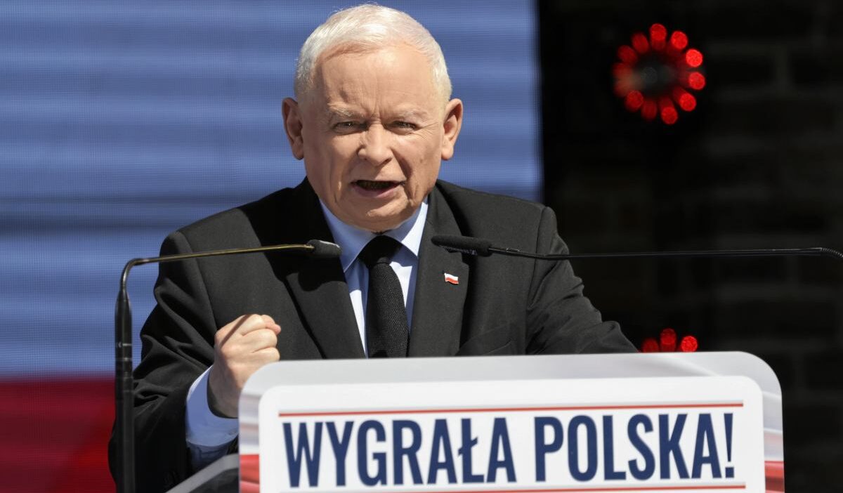 Jaroslaw kaczynski için ceza. "değersiz milletvekili". 1 Jaroslaw kaczynski icin ceza degersiz milletvekili 27528