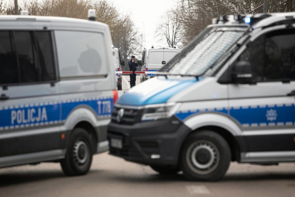 jelenia g ra da 12 yasinda bir kiz cocugunun cesedi bulundu bir cinayet olabilir 30114