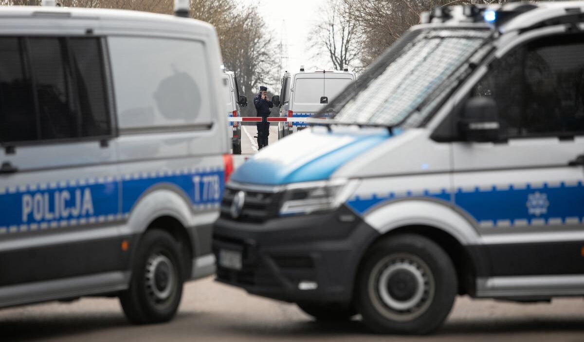 Jelenia g ra da 12 yasinda bir kiz cocugunun cesedi bulundu bir cinayet olabilir 30114