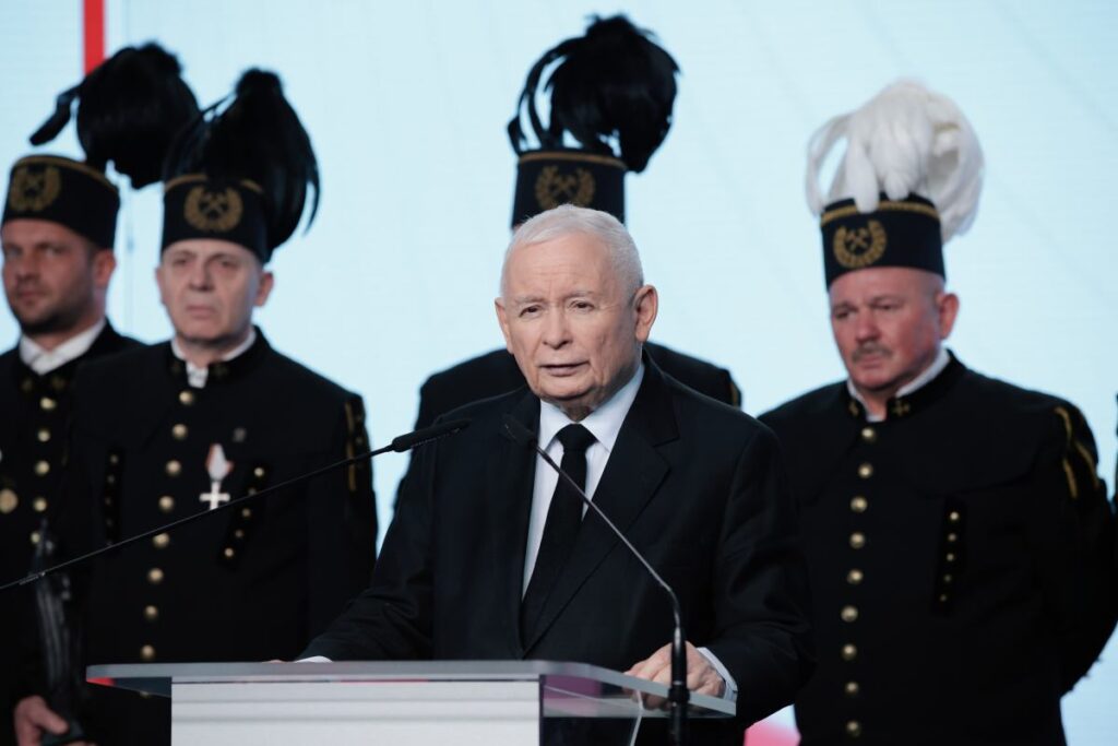 kaczynski nin adalet bakani nin mektubuna verdigi tepki var son derece vahsi bir saldiri 27645