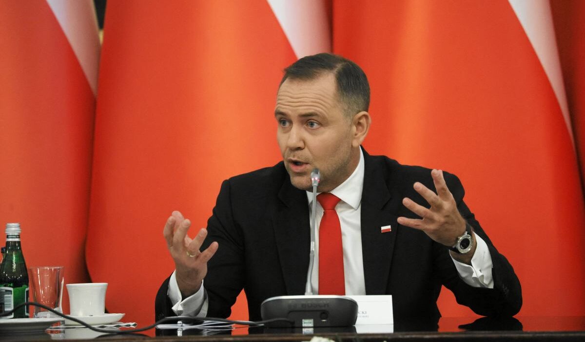 Ko milletvekilinin sozleri uzerine firtina nawrocki onlara odeme yapiyor mu baskan cevap verdi 31112