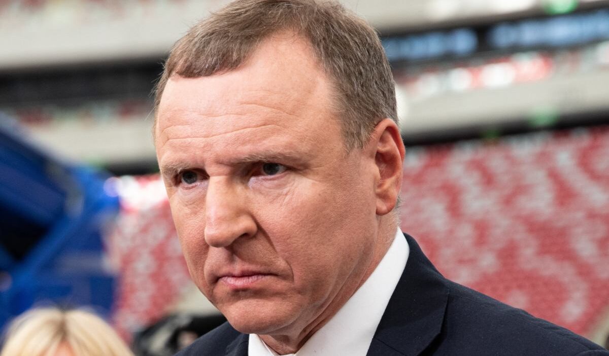 Kurski nin tuhaf girisi hukuk ve adalet partisi nde firtinaya neden oldu bu girisi silmeniz icin size guveniyorum 30230