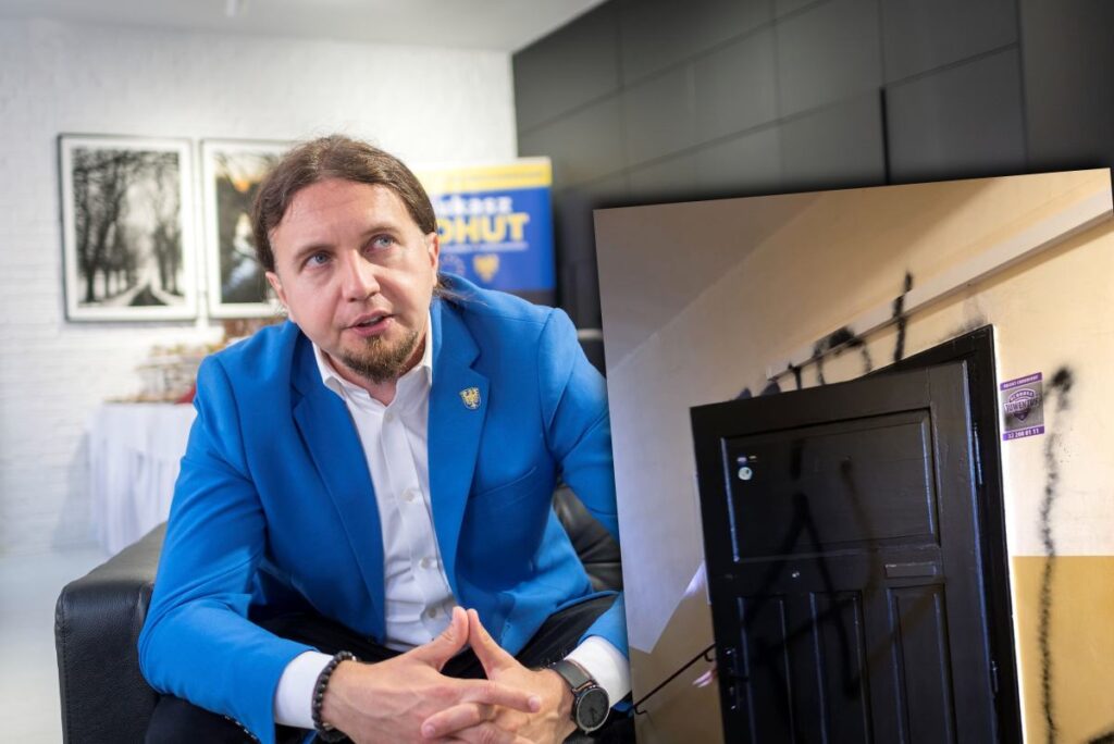 luke kohut un ofisi tahrip edildi gozumu korkutamayacaklar 29881