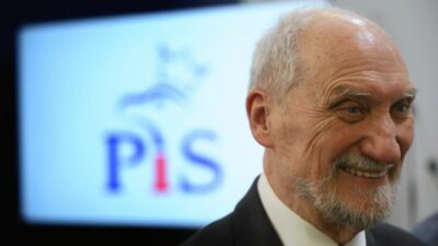 Macierewicz'in alt komitesi ikinci tupolev'i imha etme hakkına sahip miydi? Savcılık bir karar verdi 2 Macierewicz in alt komitesi ikinci tupolev i imha etme hakkina sahip miydi savcilik bir karar verdi 30631