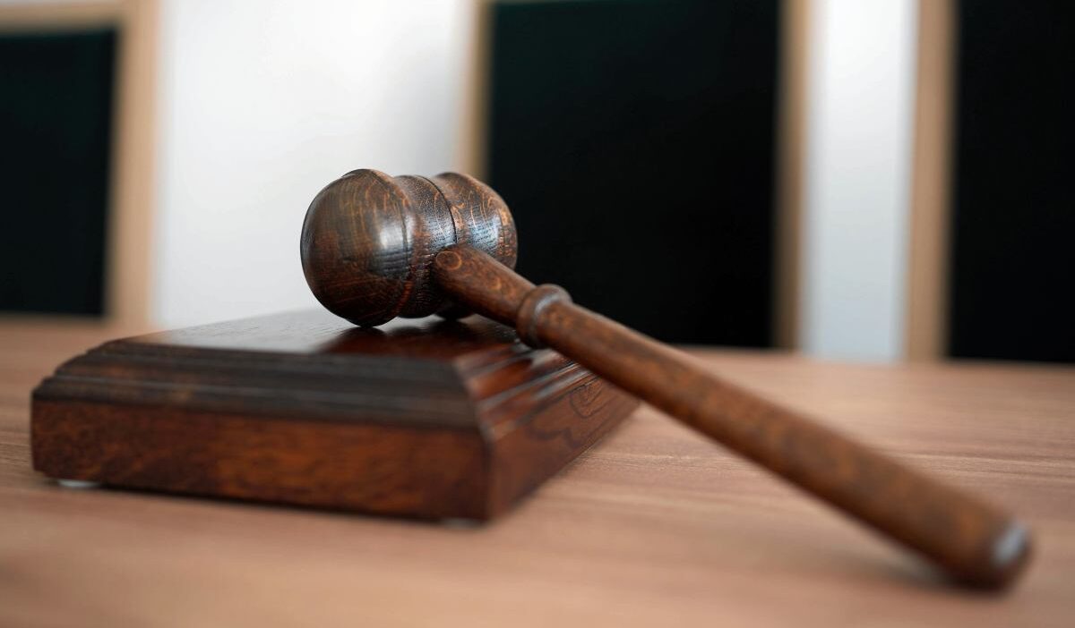 Mannheim da katliam 40 yasinda bir adam panayirdaki kalabaligin arasina daldi mahkeme cinayetin sebebinin 30920