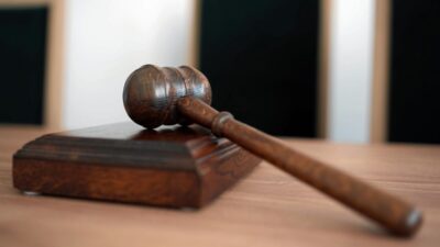 Mannheim da katliam 40 yasinda bir adam panayirdaki kalabaligin arasina daldi mahkeme cinayetin sebebinin 30920