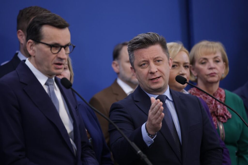 micha dworczyk hukuk ve adalet partisindeki anlasmazlik uzerine iki vizyon var bu tur kaba ifadelere basvurmaya degmez 31985