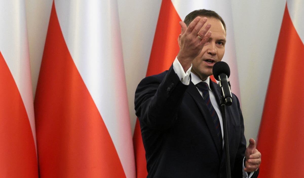 Nawrocki'nin zincir yasasını veto etmesinin ardından internet kaynıyor. "çılgınlık", "olağanüstü alçaklık". 1 Nawrocki nin zincir yasasini veto etmesinin ardindan internet kayniyor cilginlik olaganustu alcaklik 27177