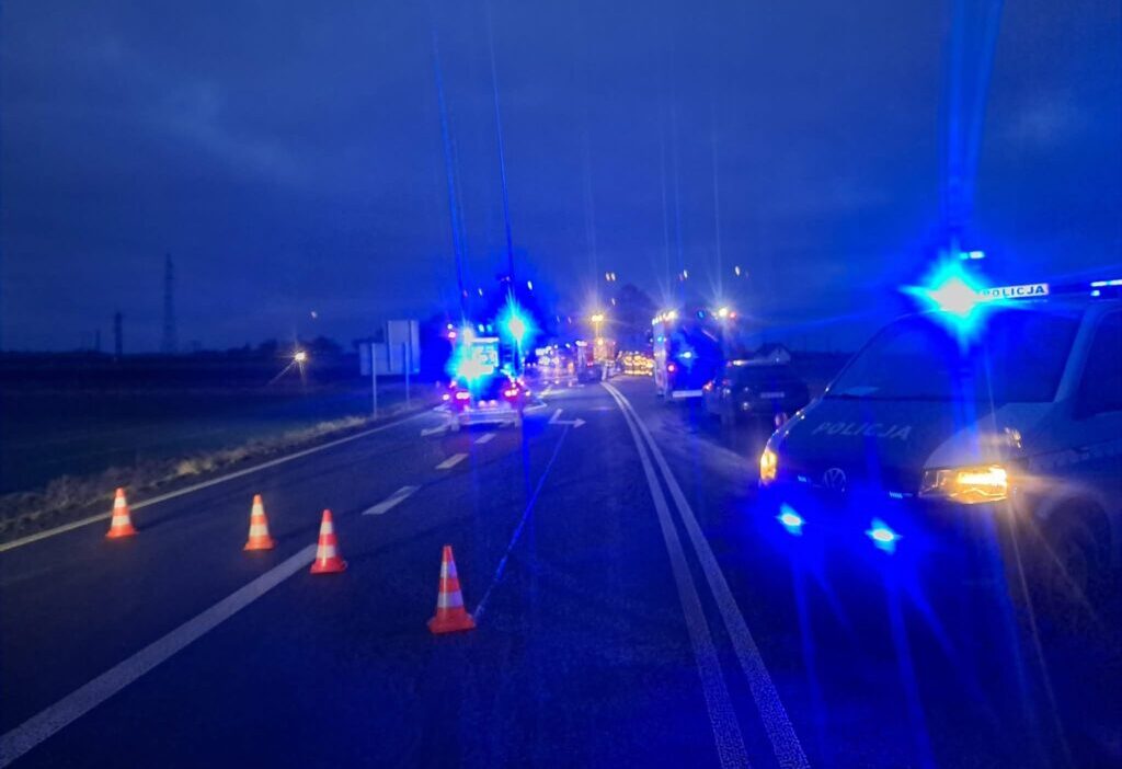 Noel arifesi sabahi trajedi alti kisi oldu arac enkazinda yanarak 32197