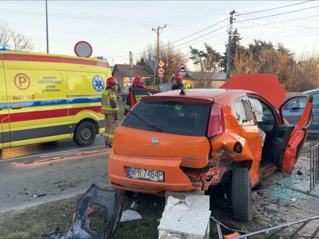 noel ogleden sonra iki aracin carpismasinin ardindan servis mudahalesi 32416
