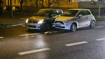 Ogleden sonra trafigin yogun oldugu saatlerde iki arac carpisti polis olayla ilgili aciklama yapti 31243