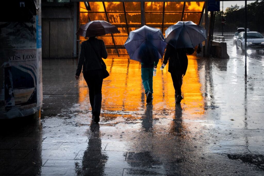 onumuzdeki hava durumunda bir anormallik var sicaklik bu sekilde degisecek 27508