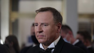 Parti arifesinden önce kurski'ye morawiecki'yi sordular. "onu gördüğümde". 3 Parti arifesinden once kurski ye morawiecki yi sordular onu gordugumde 30439