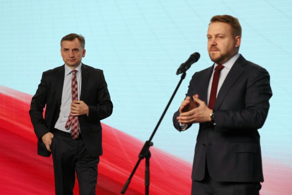 pis te sp r ziobra hakkindaydi dilini isirmali 28626