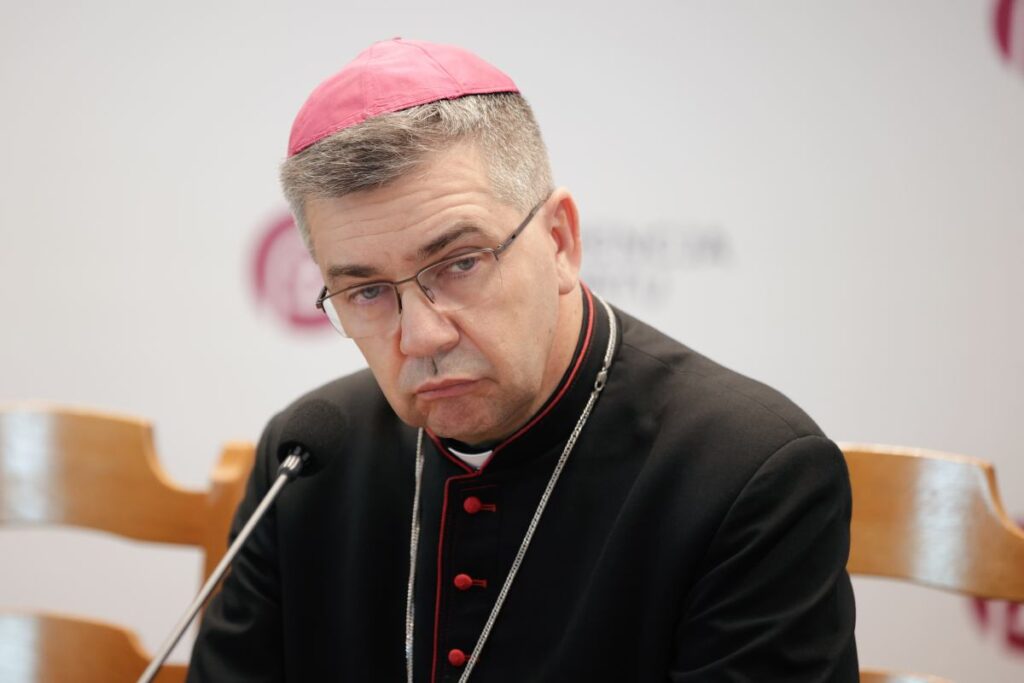 piskoposluk yeni cekirdek mufredati sundu bakanlik yasalari cignedi 27635