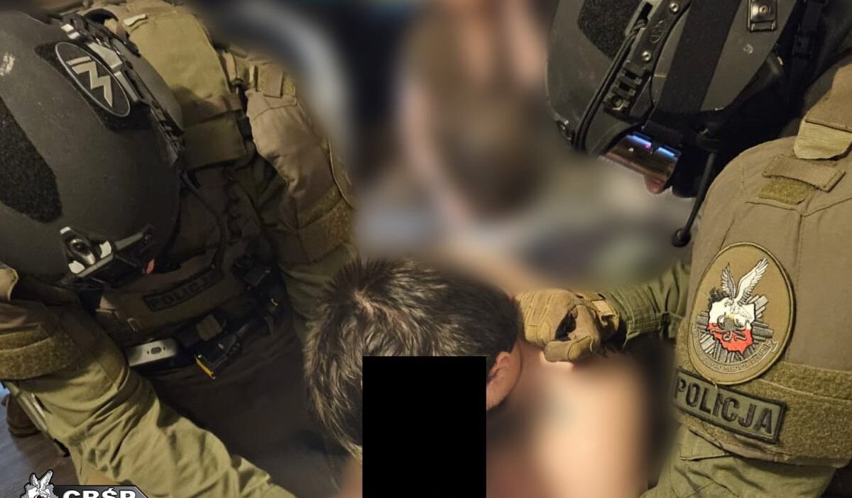 Polonya, rusya, moldova ve ukrayna vatandaşları gözaltına alındı. Arka planda 12 milyon pln değerinde mülk 1 Polonya rusya moldova ve ukrayna vatandaslari gozaltina alindi arka planda 12 milyon pln degerinde mulk 30267