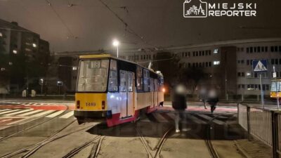 Praga kuzey de tramvay raydan cikti trafik durdu 27826