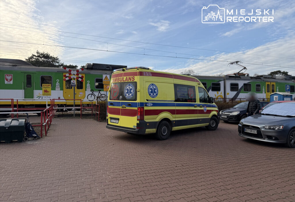 Rayları geçmek istedi ve trenleri durdurdu 1 Raylari gecmek istedi ve trenleri durdurdu 30637