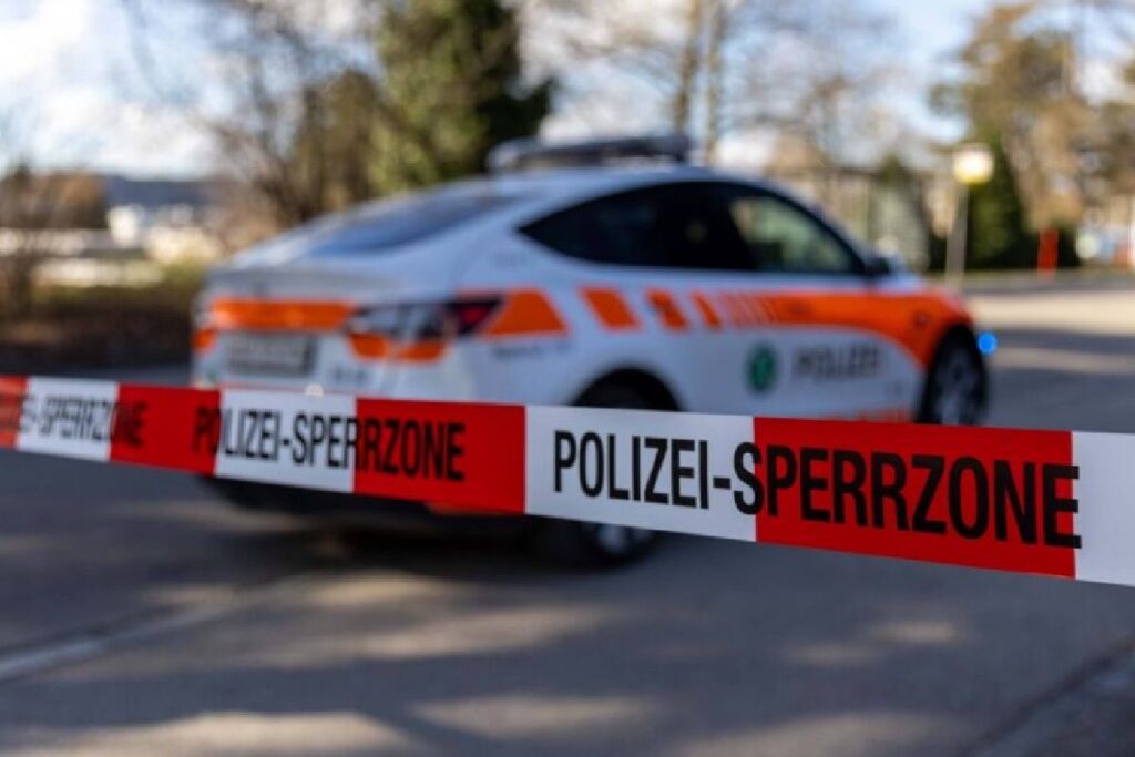 ren nehri nde urkutucu bir kesif dort ceset bulundu bunlar bir ailenin uyeleri 32362