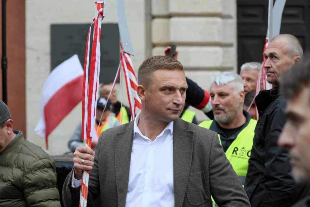 robert b kiewicz yaklasik 400 000 pln geri odeyecek bosak bu adama karsi uyarmistik 29585