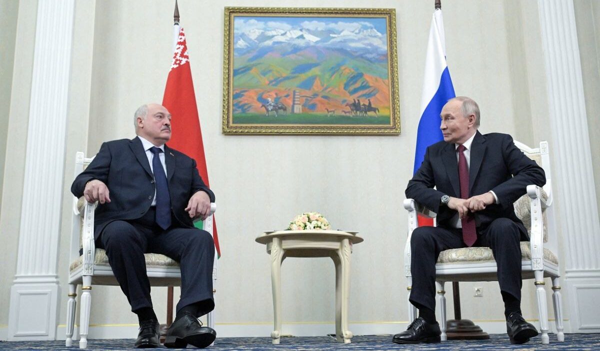 Rusya hipersonik fuzesini cevirdi lukashenko memnuniyetini gizlemiyor 30971