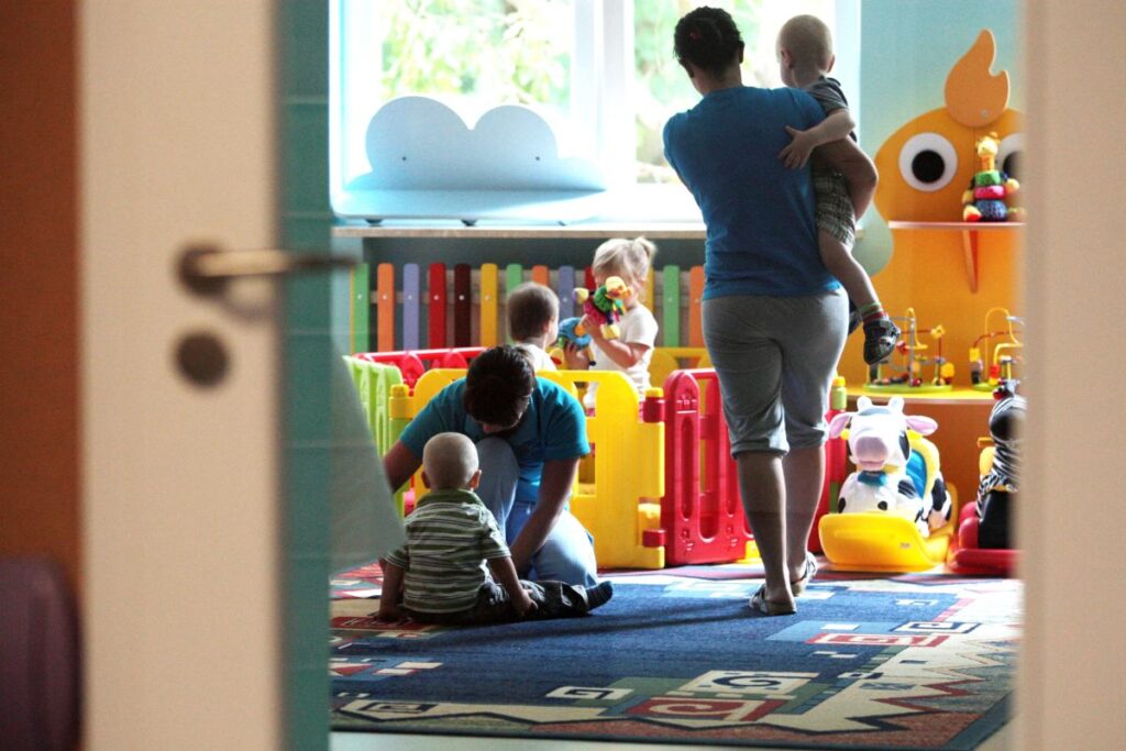 rybnik teki bir anaokulunun tahliyesi aniden alarm caldi 26850