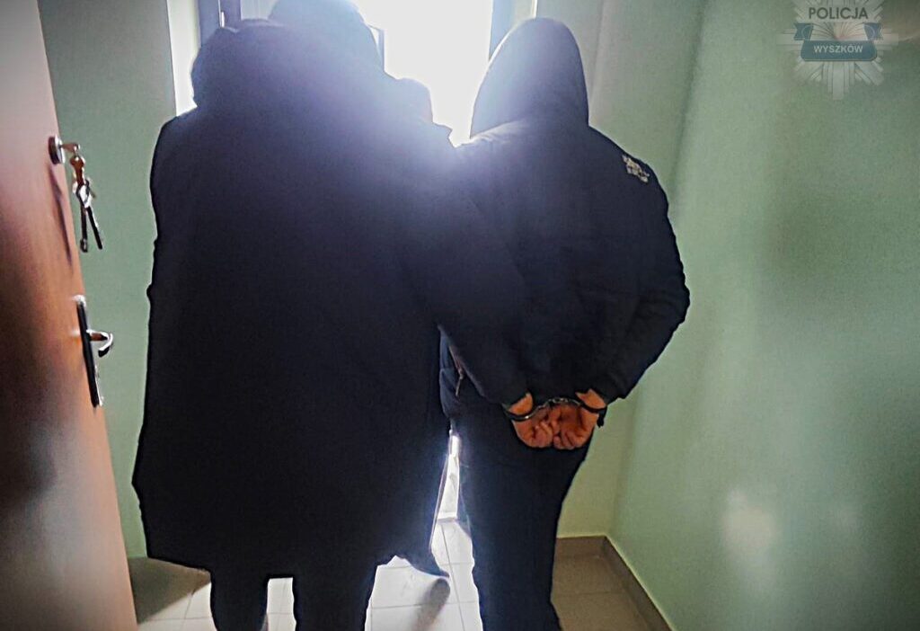 S8 de tutuklandi 2 den fazla sarhosluk surus yasagi ve rusvet girisimi 28457