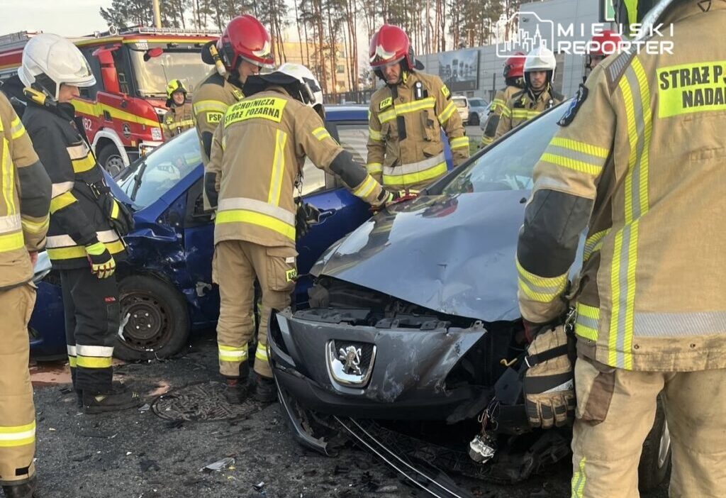 S8 yolunda iki otomobil carpisti suruculerden biri onceligi 29034