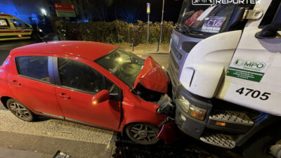 Sarhos toyota surucusu cop kamyonuna kafa kafaya carpti sadece cocugumu anaokuluna goturmek icin araba kullaniyordum 28599