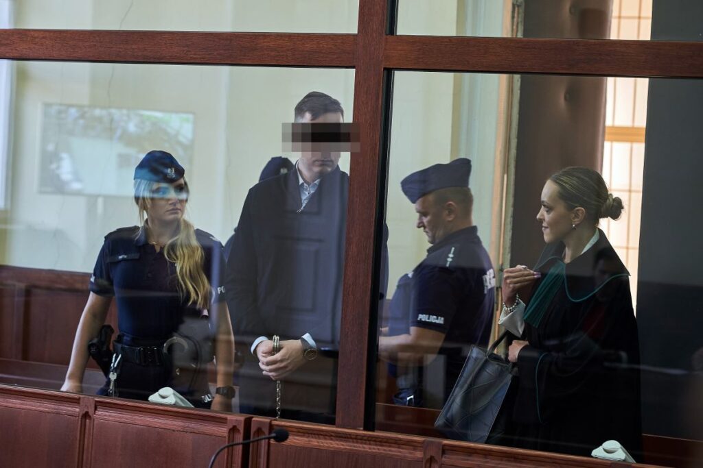 sebastian m polonya dan kacmak icin yardim mi aldi savcilik bir karar verdi 28570