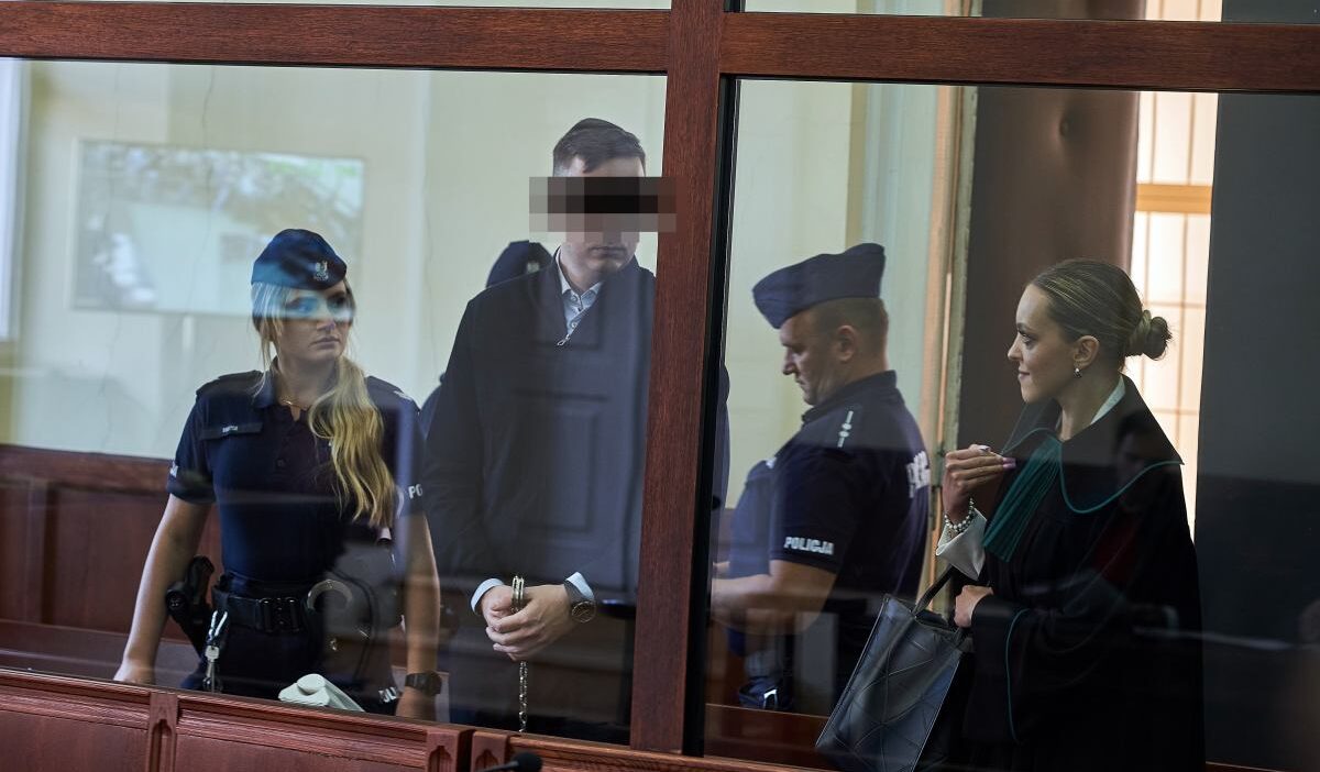 Sebastian m polonya dan kacmak icin yardim mi aldi savcilik bir karar verdi 28570