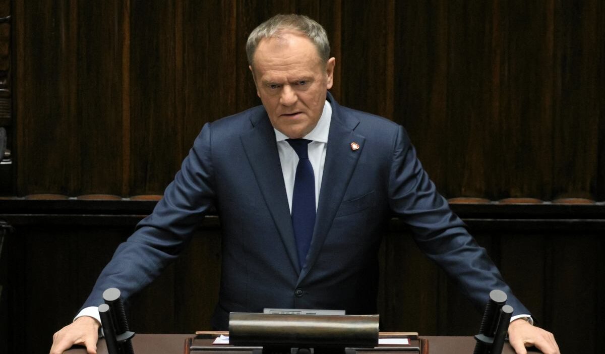 Sejm de gizli oturum mu tusk polonya nin guvenligine iliskin acil bilgiler sunacagim 27638