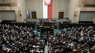 Sejm kripto para piyasasina iliskin bir yasayi kabul etti cumhurbaskani tarafindan veto edilen yasanin aynisi 31022