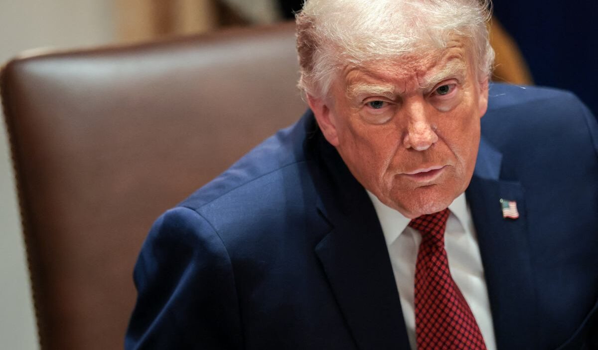 Trump yeni roportajinda sok etti avrupa ya saldirdi polonya yi ovdu aferin 28722